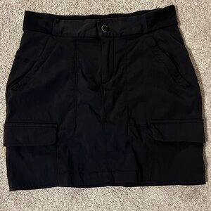 Athleta Trekkie skort